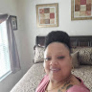 Meet your Posher, Joyce